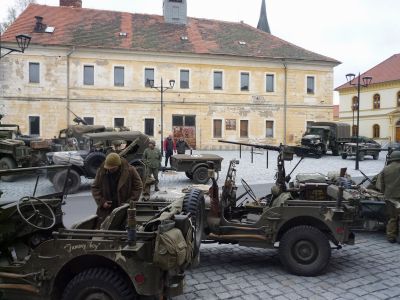 Dočasně opouštíme kolonu 16th AD a vyrážíme do Čachrova, kde musíme stihnout...